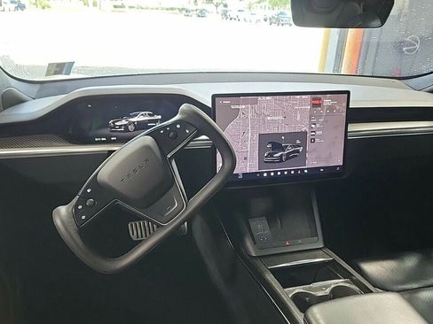 Used 2022 Tesla Model S Plaid AWD/4WD image 4