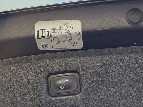 Used 2020 Ford Edge Titanium w/ Equipment Group 301A image 31