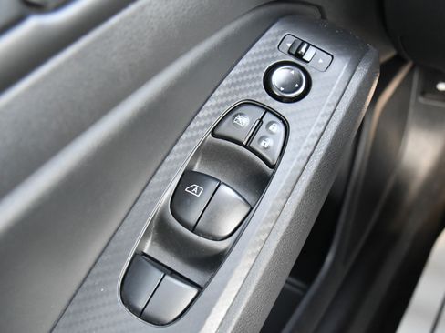 Used 2024 Nissan Altima 2.5 SV image 30