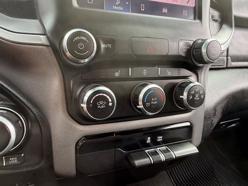 Used 2023 RAM 1500 Lone Star image 26