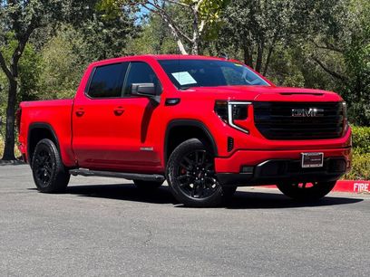 Used 2024 GMC Sierra 1500 Elevation w/ LPO, Elevation Black Package