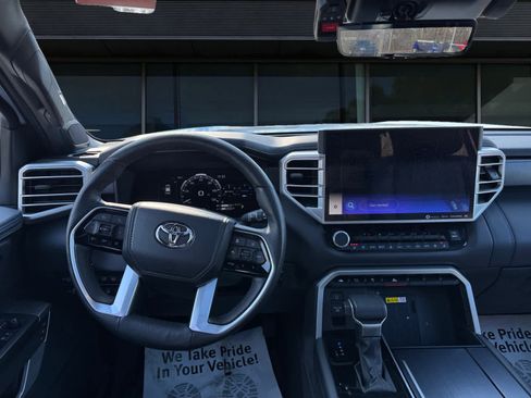 Used 2023 Toyota Sequoia Platinum image 4