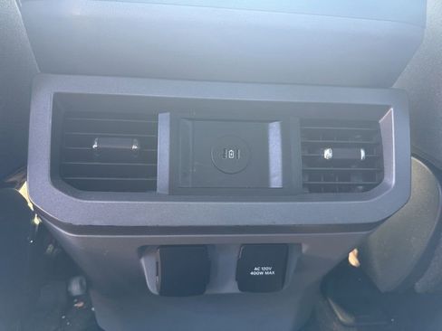 Used 2023 Ford F350 XLT w/ 360-Degree Camera Package AWD/4WD image 14