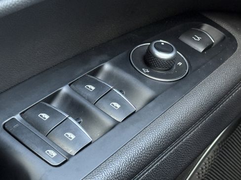 Used 2022 Alfa Romeo Stelvio Ti image 31