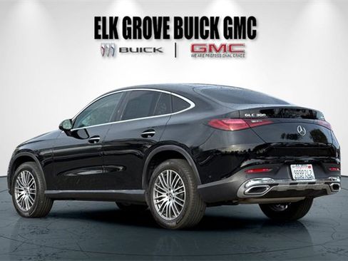 Used 2025 Mercedes-Benz GLC 300 4MATIC image 6