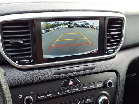 Used 2020 Kia Sportage LX FWD image 24