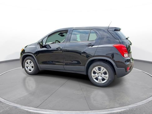Used 2017 Chevrolet Trax LS FWD image 5
