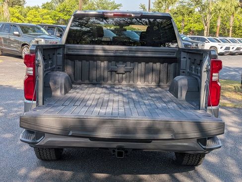 Used 2021 Chevrolet Silverado 1500 Custom AWD/4WD image 13
