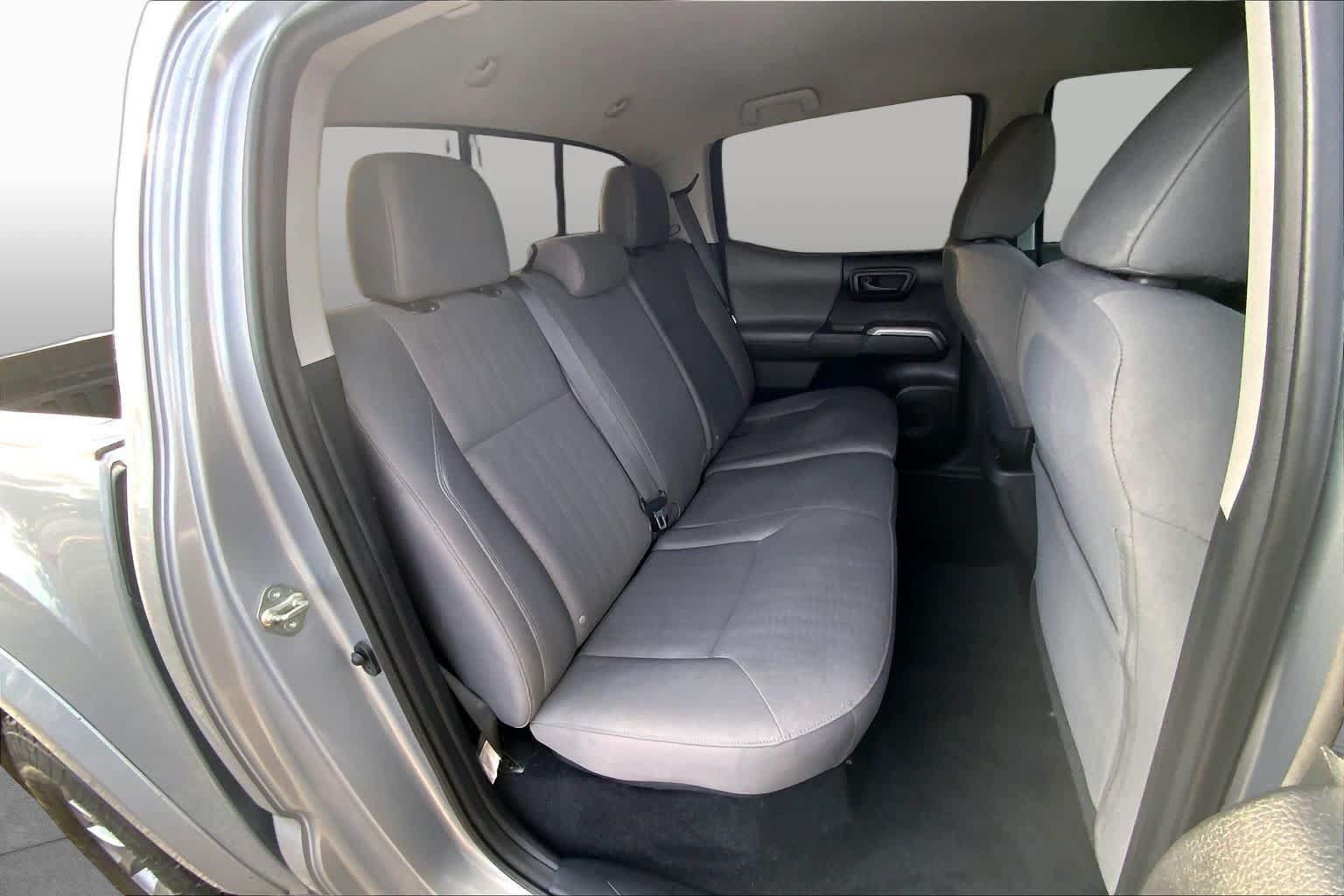 Used 2019 Toyota Tacoma SR5 AWD/4WD image 20