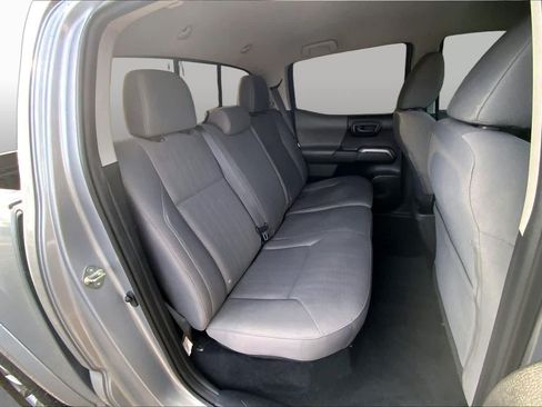 Used 2019 Toyota Tacoma SR5 AWD/4WD image 20