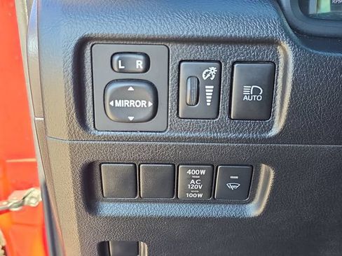 Used 2022 Toyota 4Runner SR5 Premium w/ Moonroof Package AWD/4WD image 26