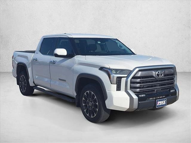 Used 2024 Toyota Tundra Limited w/ Power Package AWD/4WD image 3