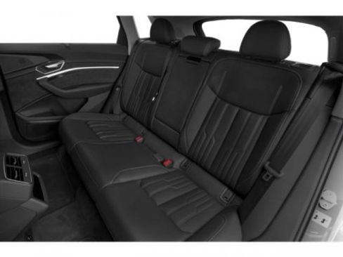 Used 2021 Audi e-tron Prestige w/ Prestige Package AWD/4WD image 13