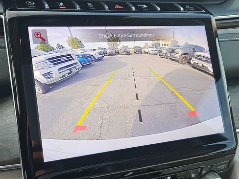 Used 2023 Jeep Grand Cherokee Overland w/ Luxury Tech Group IV AWD/4WD image 27