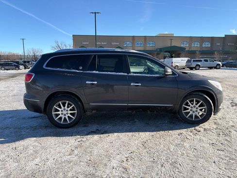 Used 2015 Buick Enclave Leather w/ Trailering Package image 3