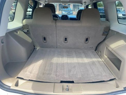 Used 2014 Jeep Patriot Sport FWD image 13