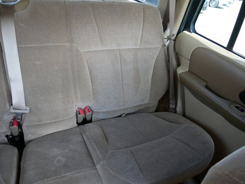 Used 2003 Chevrolet TrailBlazer LT w/ Driver Convenience Package AWD/4WD image 14