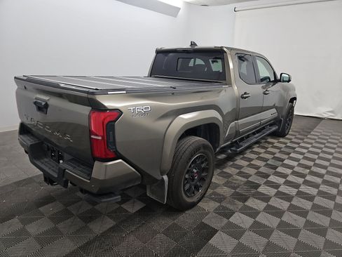Used 2025 Toyota Tacoma TRD Sport w/ TRD Sport Premium Package RWD image 4