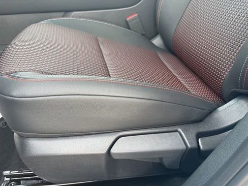 New 2026 Nissan Kicks SR w/ SR Premium Package image 10