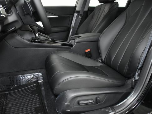 New 2025 Acura Integra image 10