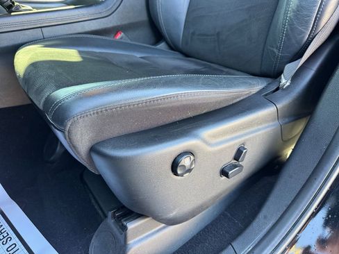 Used 2022 Dodge Durango GT image 34