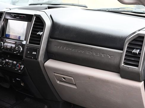 Used 2021 Ford F250 XL w/ STX Appearance Package AWD/4WD image 23