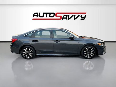 Used 2024 Honda Civic EX image 8