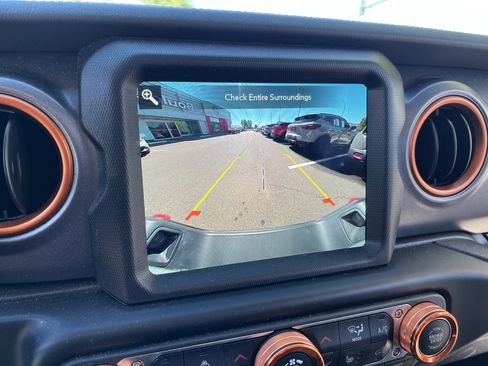 Used 2022 Jeep Gladiator Mojave w/ LED Lighting Group image 22