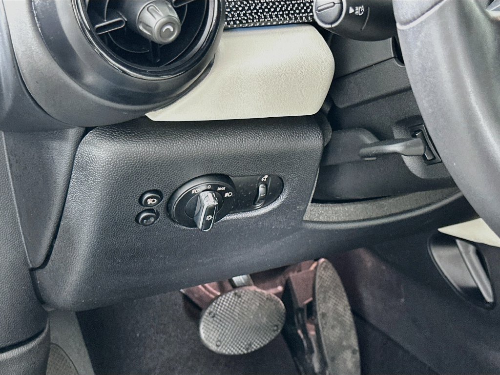 Used 2023 MINI Cooper S FWD image 10