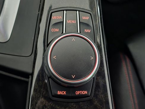 Used 2017 BMW 330i xDrive Sedan image 25