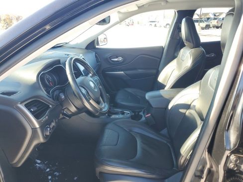 Used 2020 Jeep Cherokee Limited image 5