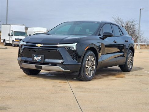 New 2026 Chevrolet Blazer EV LT image 3