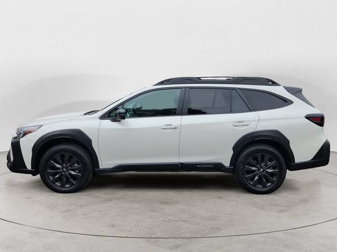 Used 2025 Subaru Outback Onyx Edition AWD/4WD image 8