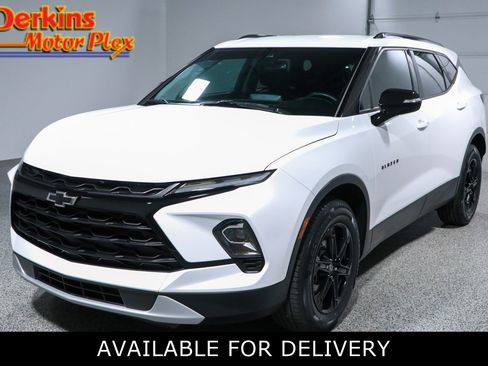 Used 2023 Chevrolet Blazer LT w/ Midnight/Sport Edition FWD image 1