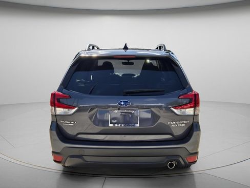 Used 2024 Subaru Forester Limited AWD/4WD image 6