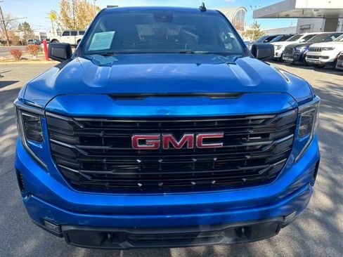 Used 2022 GMC Sierra 1500 Elevation image 3