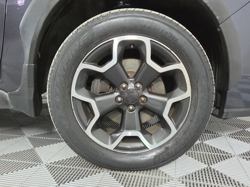 Used 2015 Subaru Crosstrek 2.0i Premium w/ Moonroof Package AWD/4WD image 6