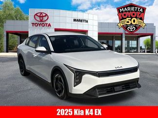 Used 2025 Kia K4 EX video 1