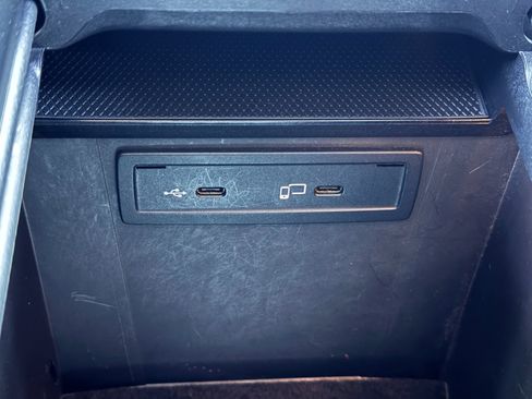 Used 2022 Mercedes-Benz GLC 300 image 30