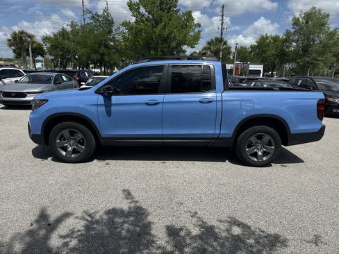 Used 2024 Honda Ridgeline TrailSport image 3