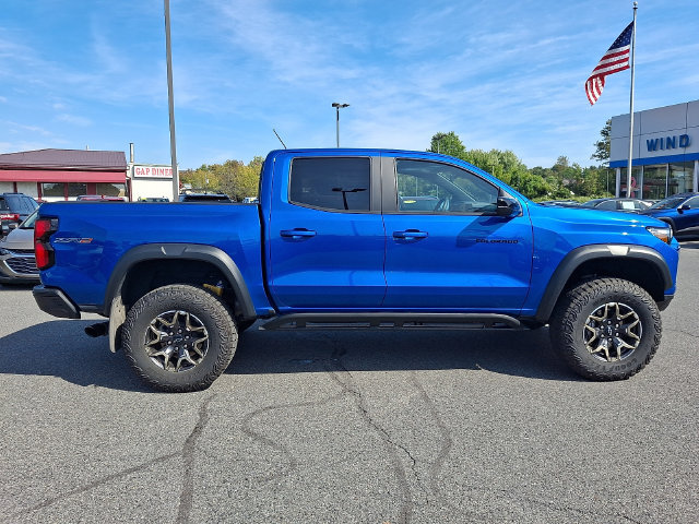 Used 2023 Chevrolet Colorado ZR2 AWD/4WD image 7