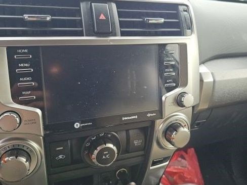 Used 2022 Toyota 4Runner SR5 Premium w/ Moonroof Package AWD/4WD image 9