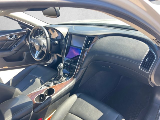 Used 2018 INFINITI Q50 Luxe w/ Essential Package (3.0T Luxe) RWD image 26