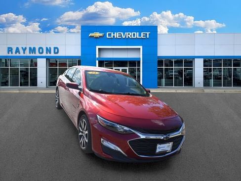 Certified 2024 Chevrolet Malibu RS w/ LPO, Floor Liner Package FWD image 9
