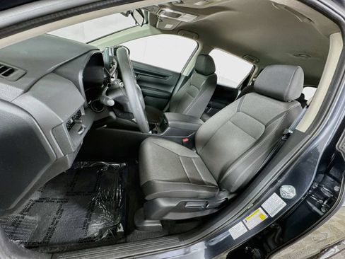 Used 2024 Honda CR-V LX image 12