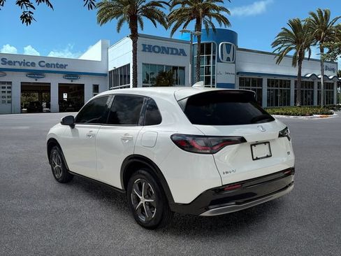 Used 2024 Honda HR-V EX-L image 6