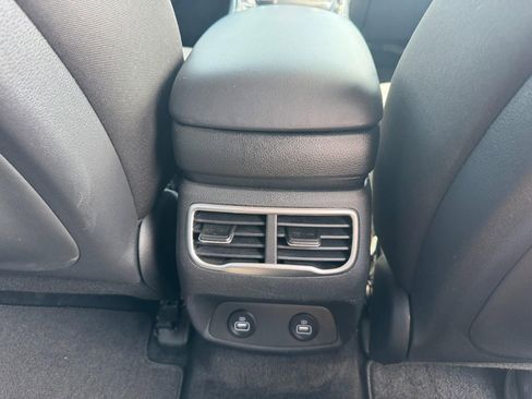Used 2022 Hyundai Santa Fe Blue AWD/4WD image 19