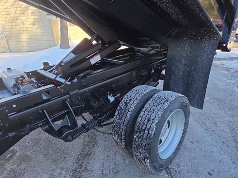 New 2025 RAM 5500 Tradesman AWD/4WD image 28