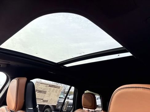 New 2026 Lincoln Aviator Black Label w/ Dynamic Handling Package image 24