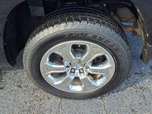 Used 2023 RAM 1500 Big Horn AWD/4WD image 18